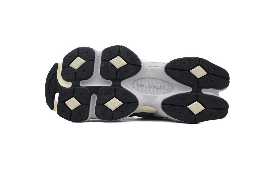 New Balance 9060 Sneakers