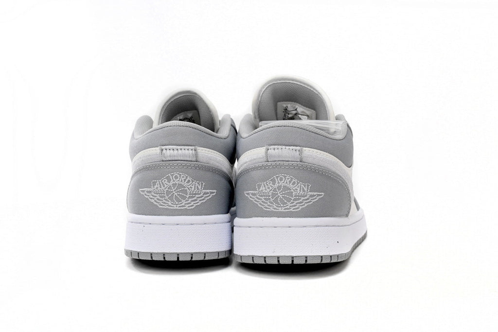 Nike Air Jordan 1 Retro Low Low-Top Sneakers