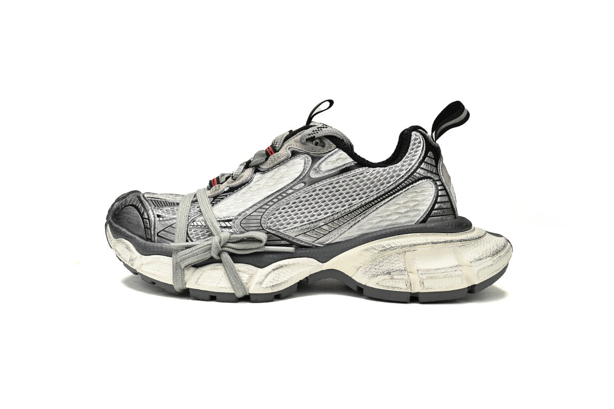 Balenciaga 3XL Sneaker – Low-Top Chunky Sole