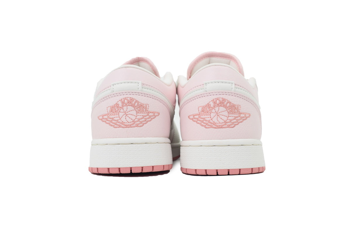 Nike Air Jordan 1 Retro Low Low-Top Sneakers