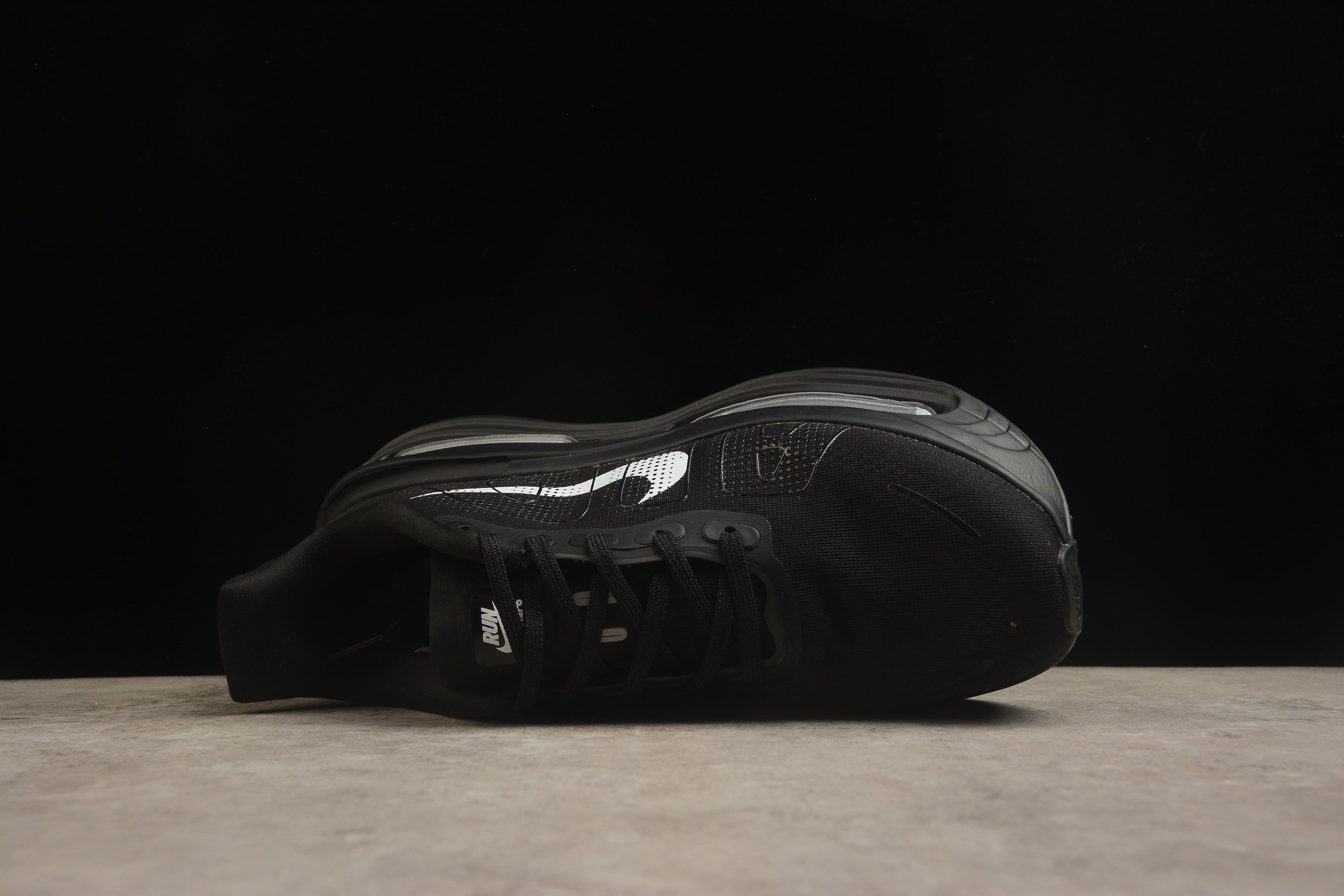 Nike Vomero 18 Running Shoes | Premium Cushioning | EU 36-45