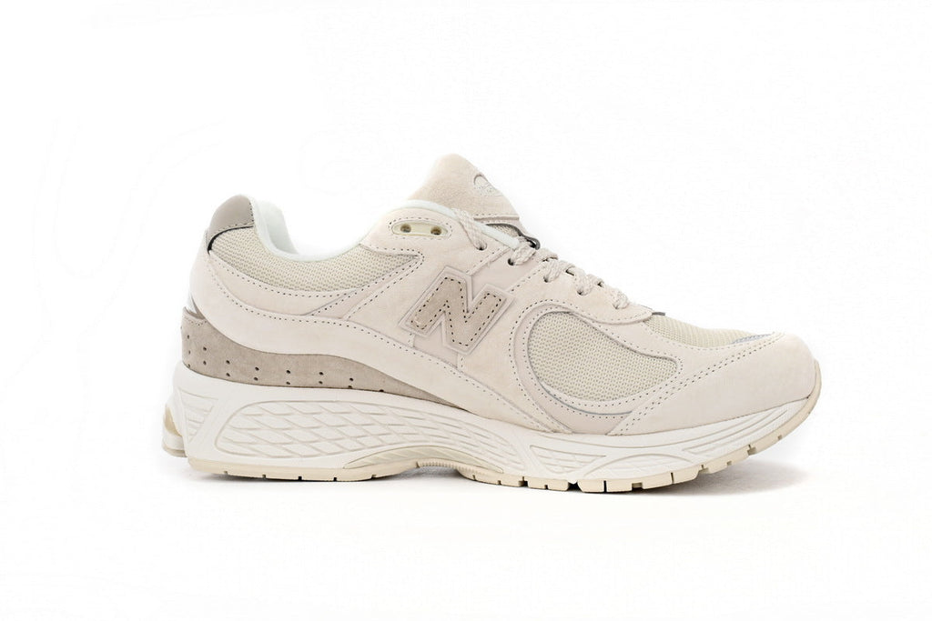 New Balance 2002R Sneakers