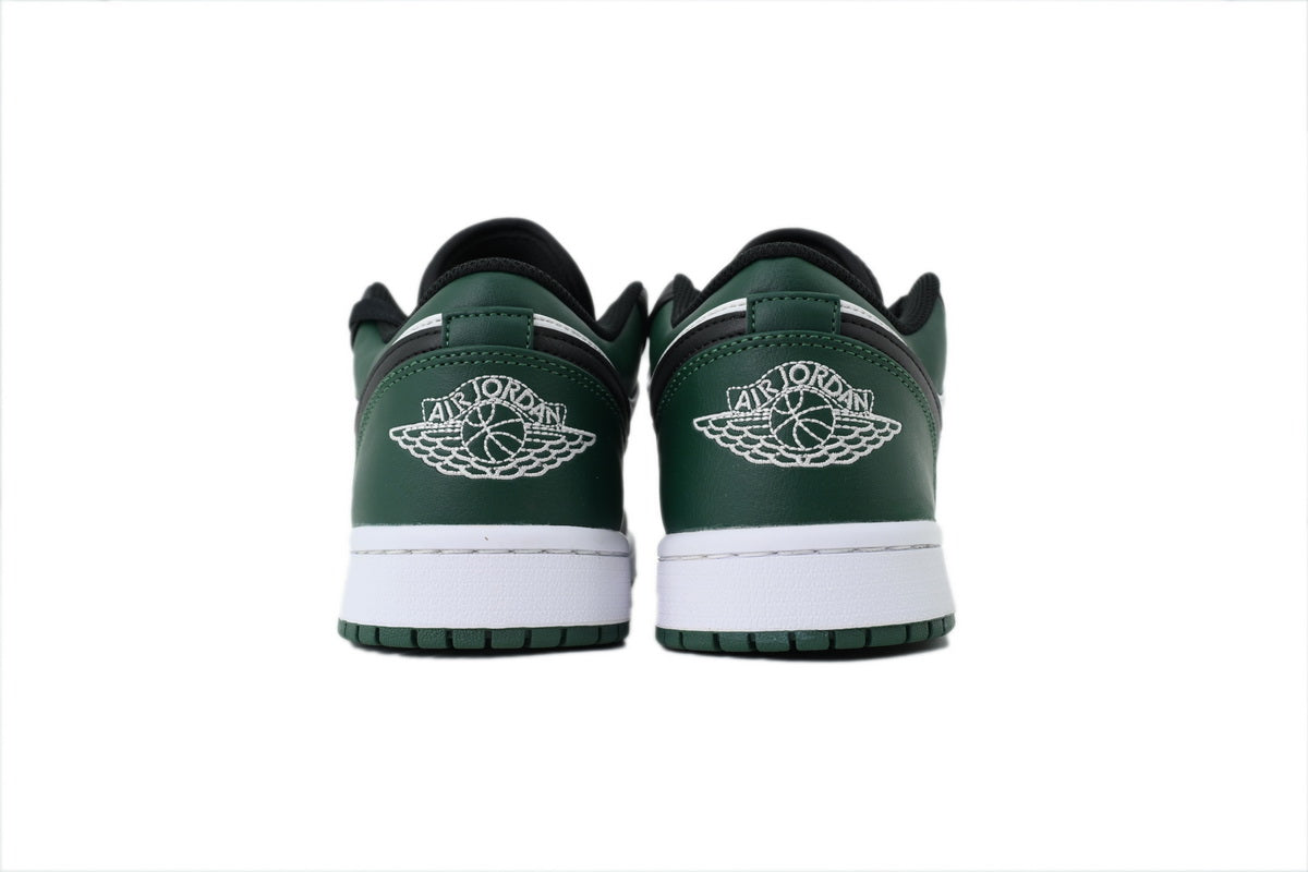 Nike Air Jordan 1 Retro Low Low-Top Sneakers