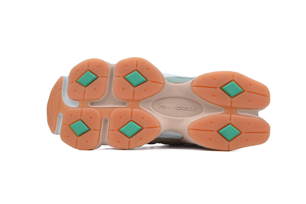 New Balance 9060 Sneakers
