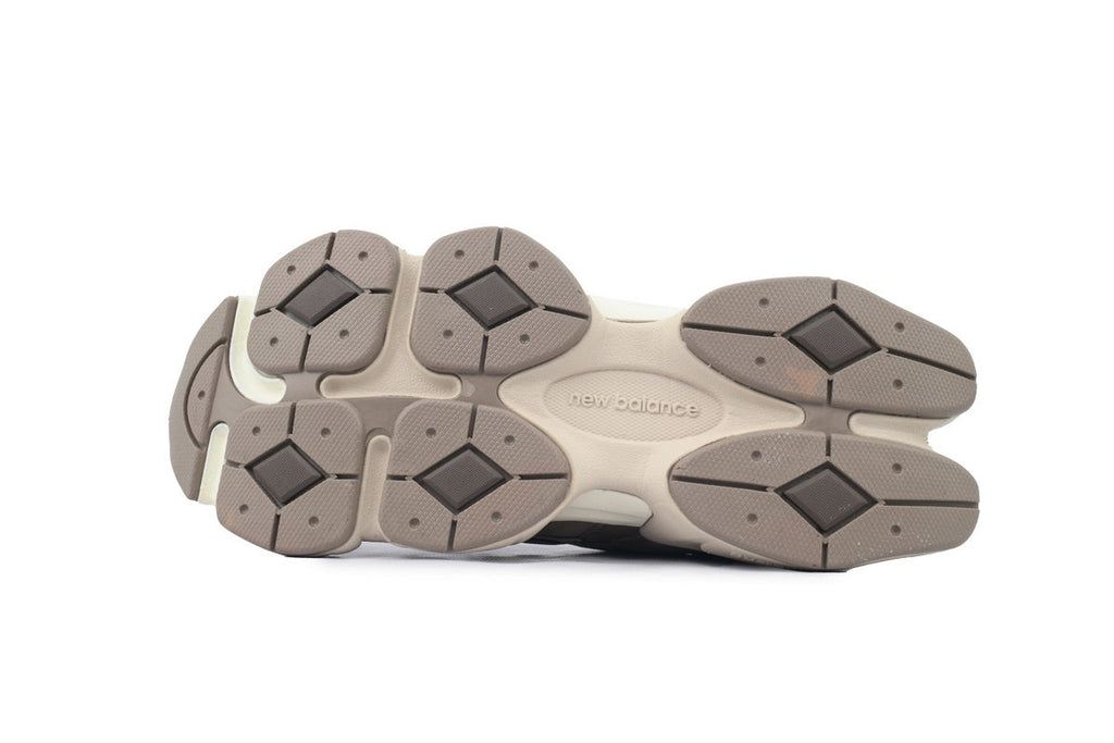 New Balance 9060 Sneakers