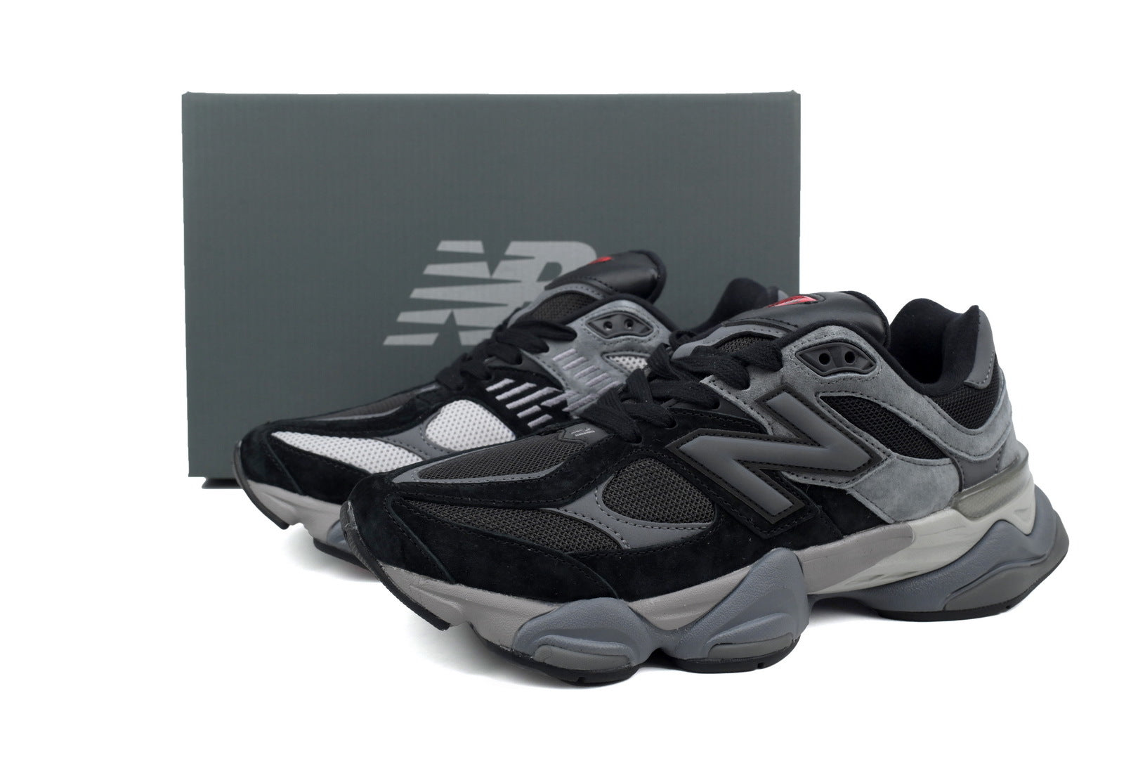 New Balance 9060 Sneakers