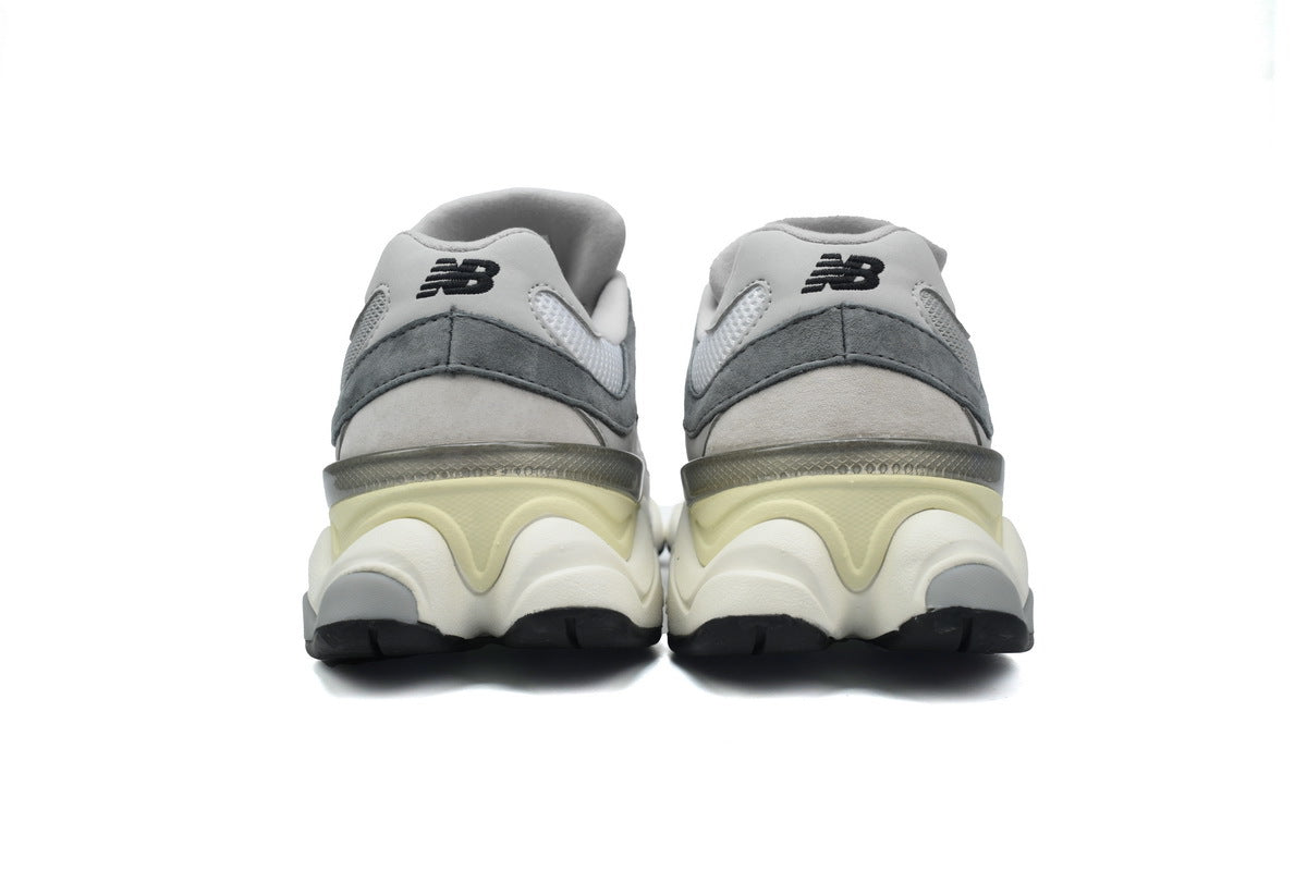 New Balance 9060 Sneakers