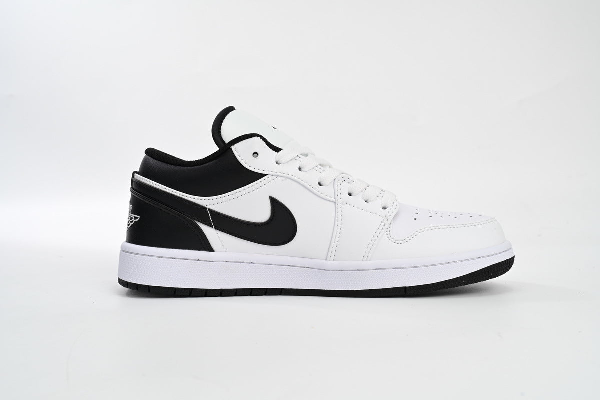 Nike Air Jordan 1 Retro Low Low-Top Sneakers