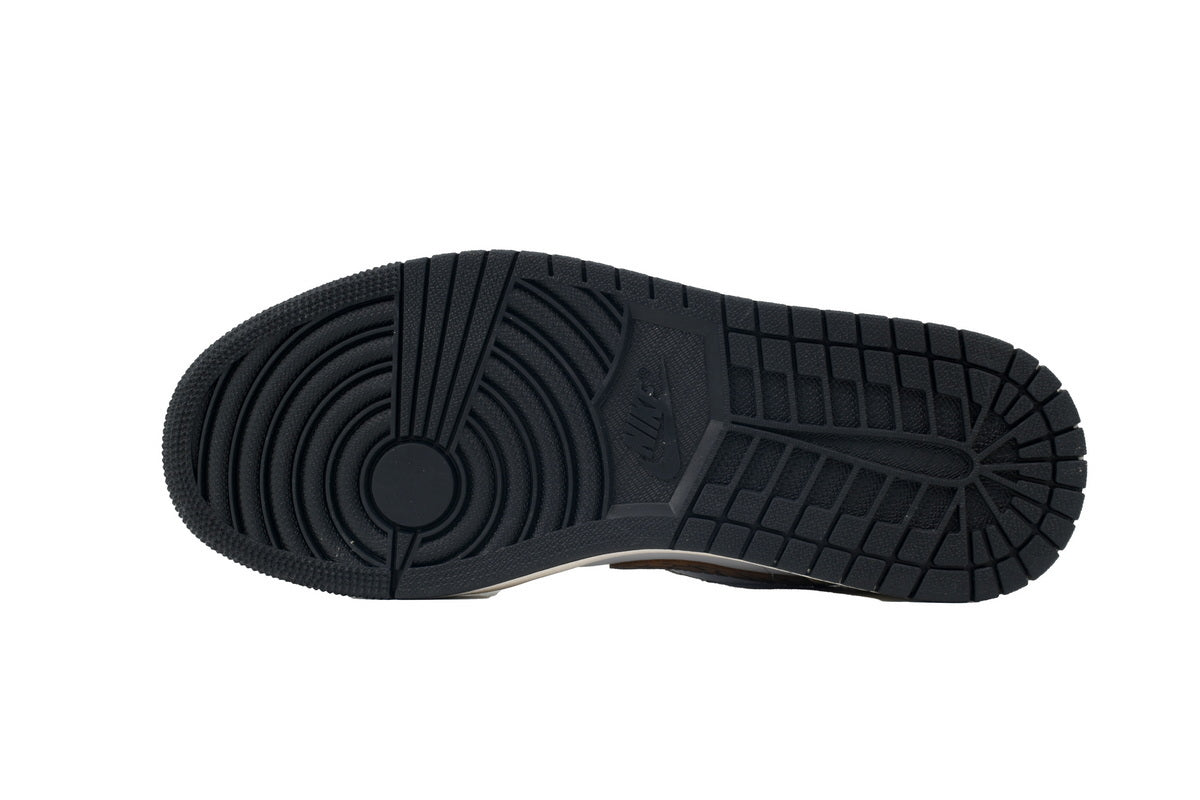 Nike Air Jordan 1 Retro Low Low-Top Sneakers