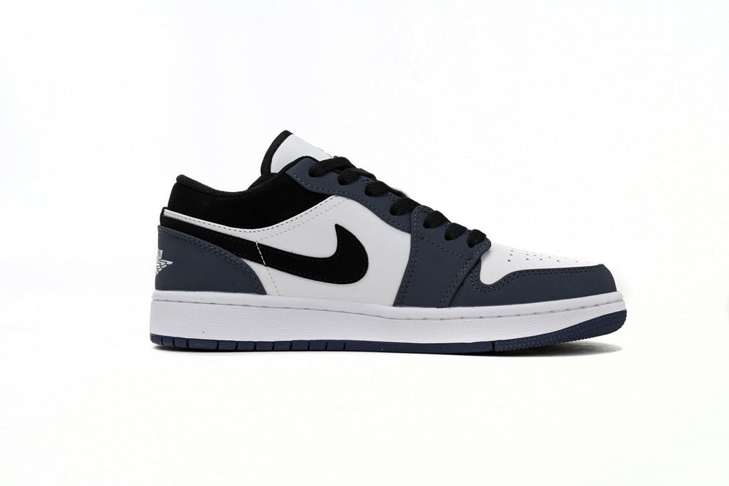 Nike Air Jordan 1 Retro Low Low-Top Sneakers