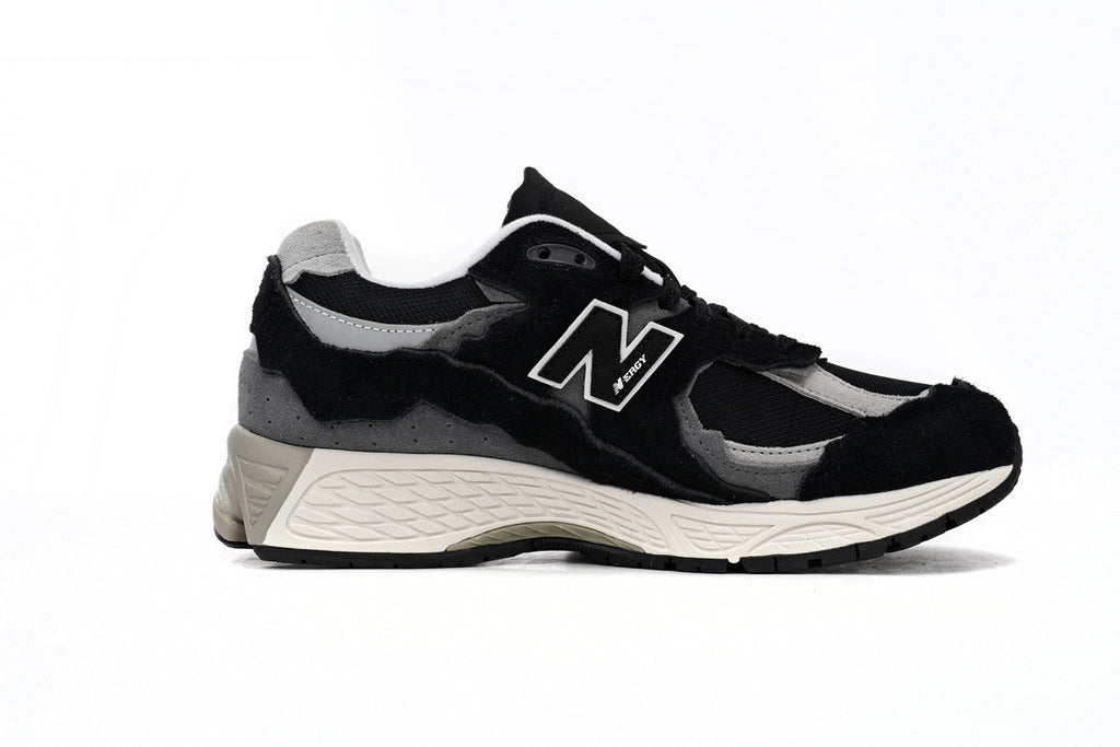 New Balance 2002R Sneakers