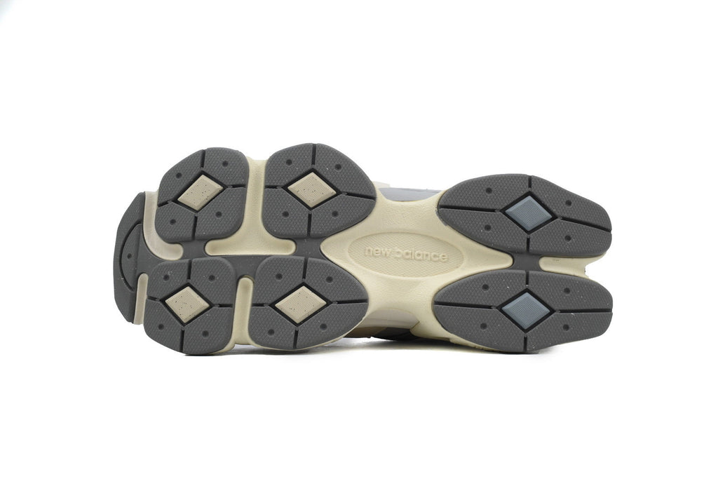 New Balance 9060 Sneakers