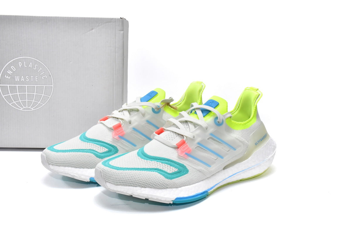 Adidas Ultraboost 22 Running Shoes