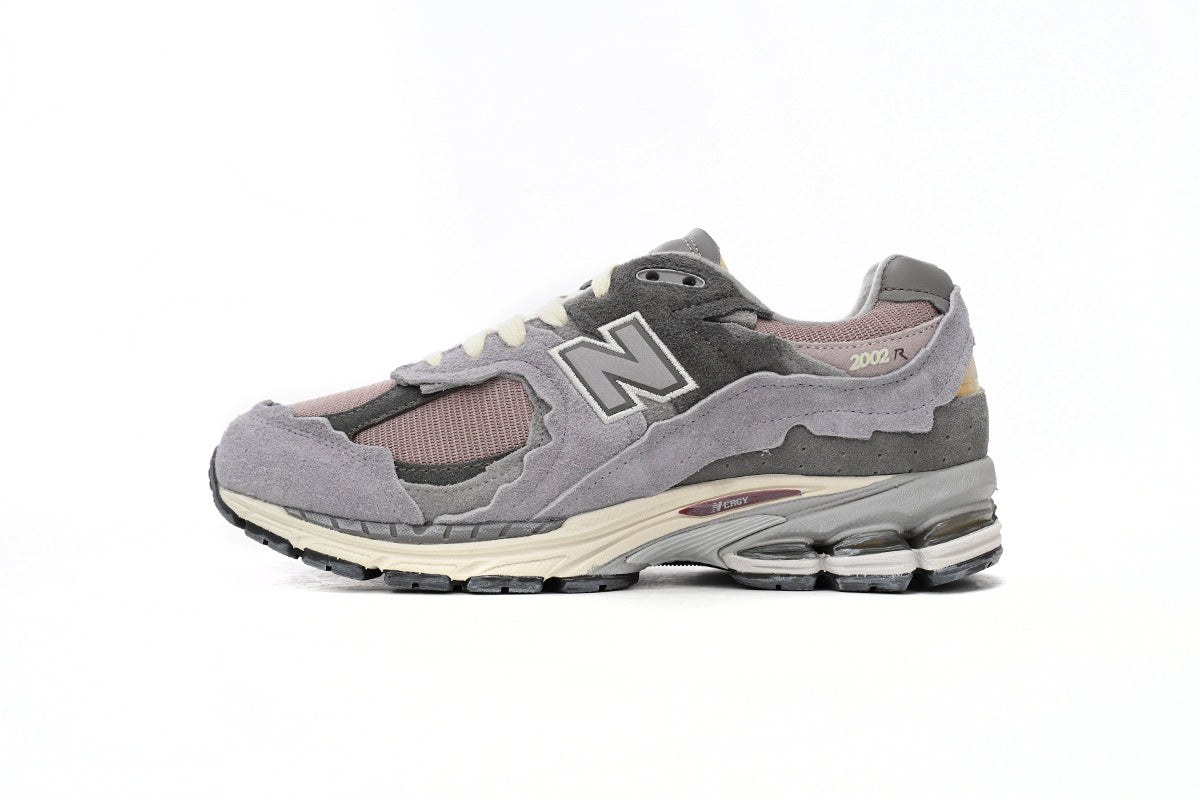 New Balance 2002R Sneakers