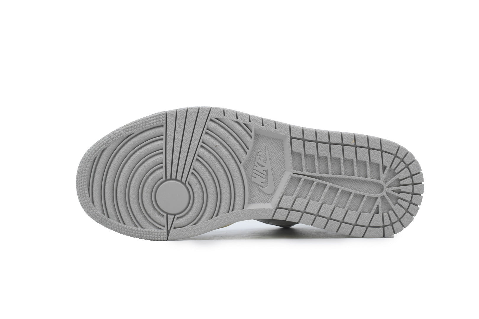 Nike Air Jordan 1 Retro Low Low-Top Sneakers