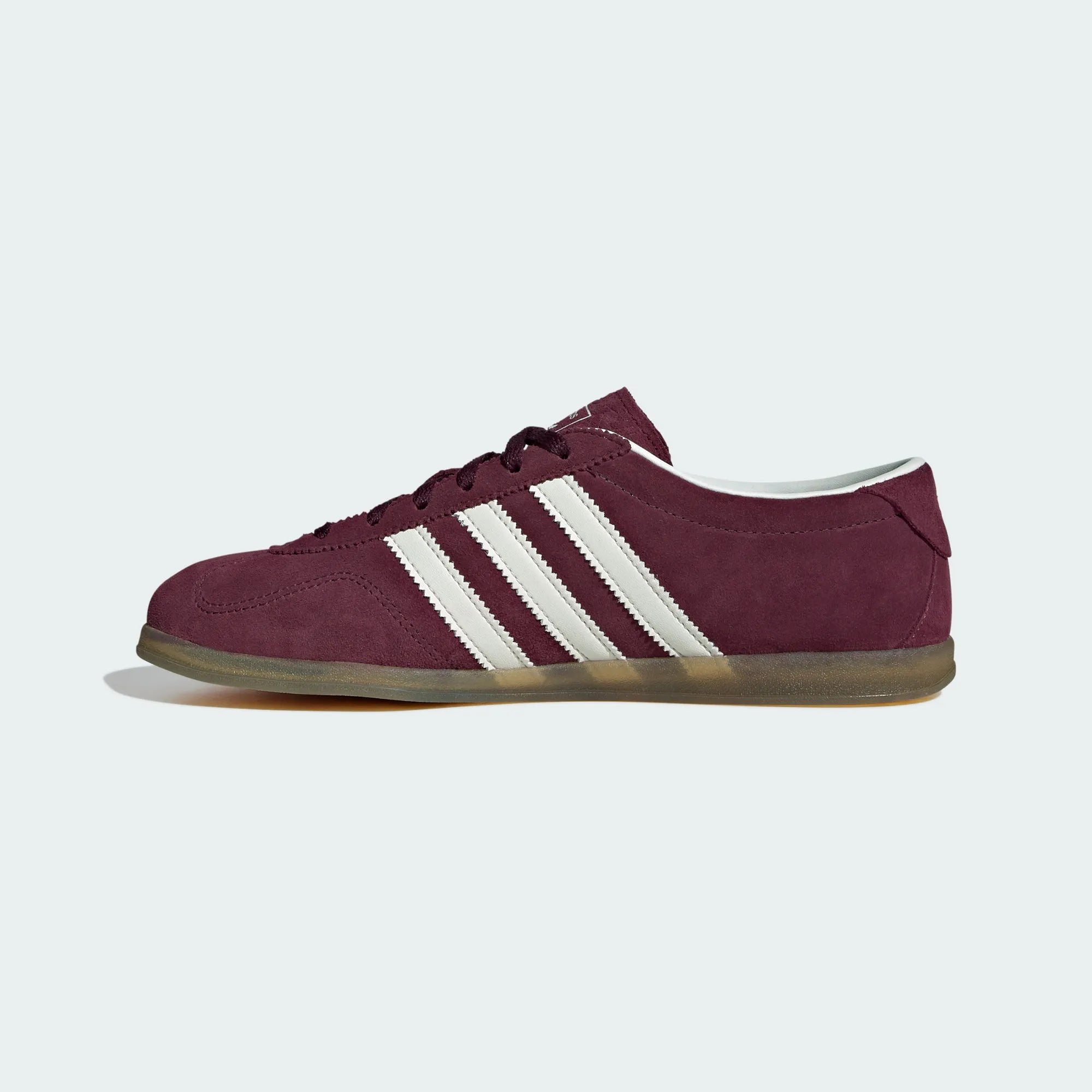 Adidas Originals – Burgundy / Off-White Suede Casual Sneakers