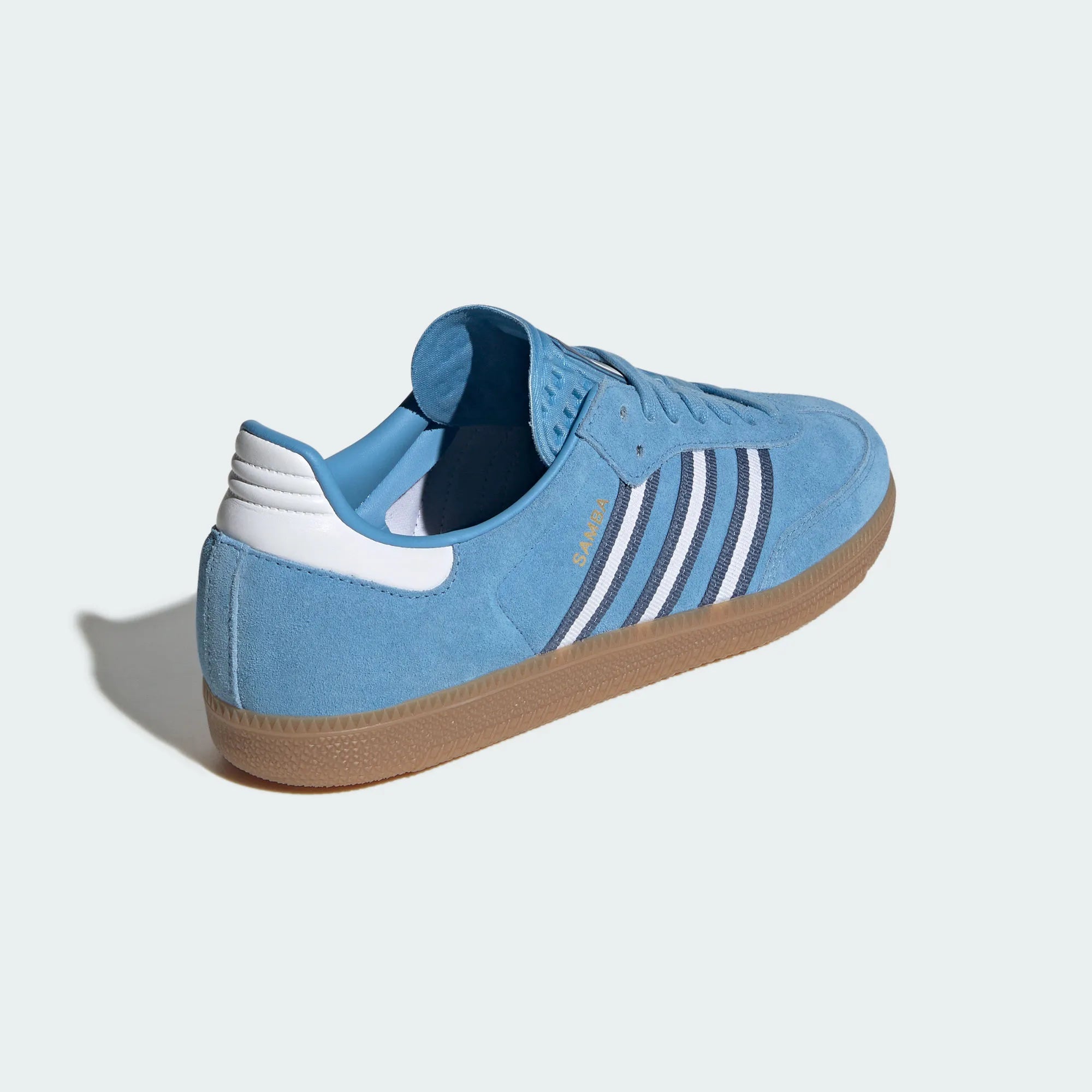 Adidas Originals – Light Blue / White Suede Casual Sneakers