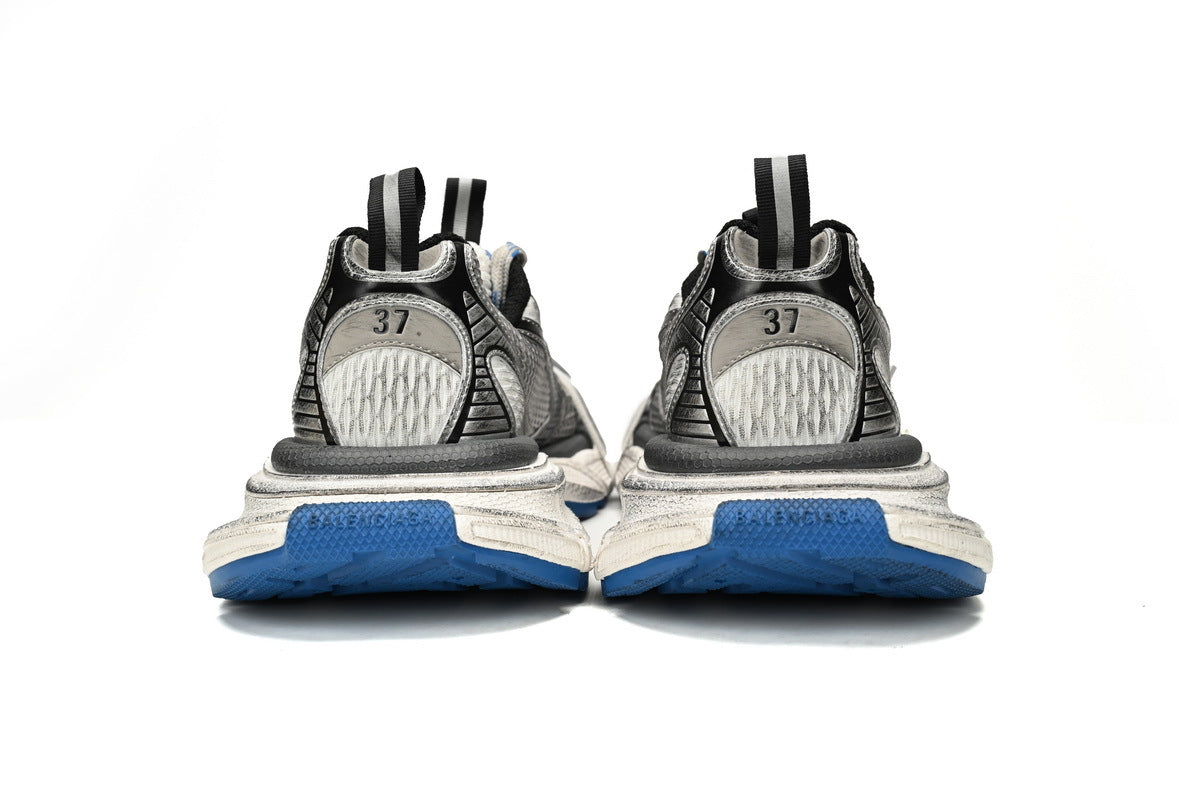 Balenciaga 3XL Sneaker – Low-Top Chunky Sole