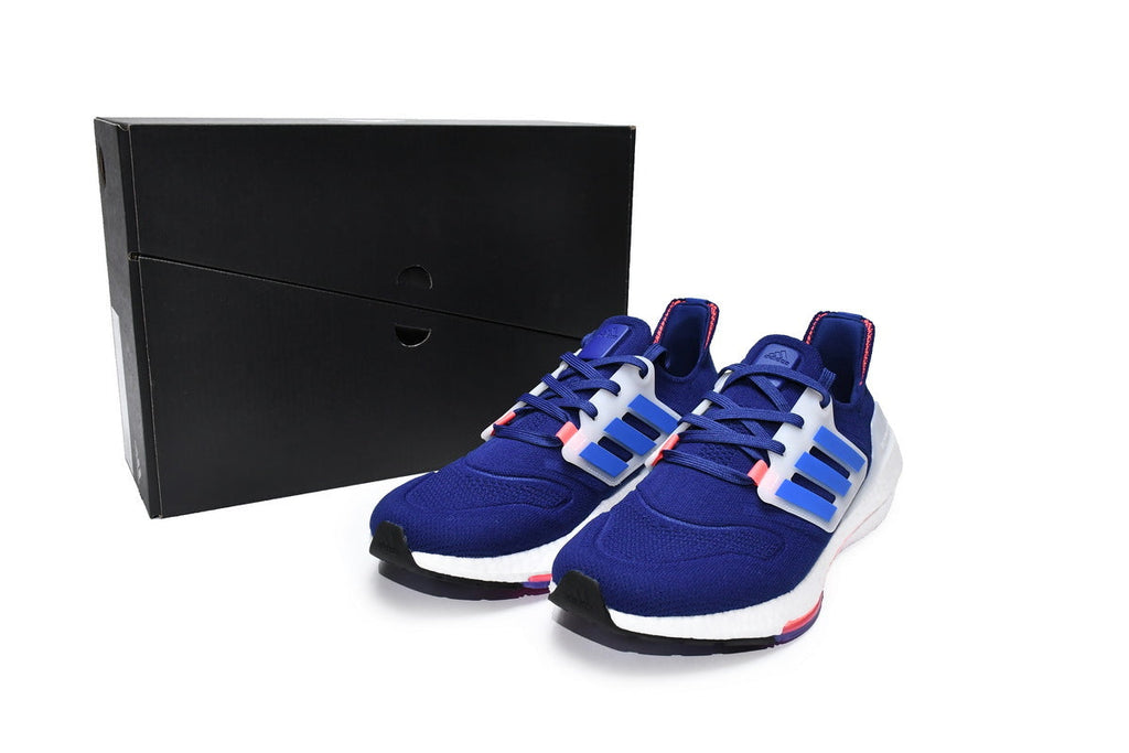Adidas Ultraboost 22 Running Shoes