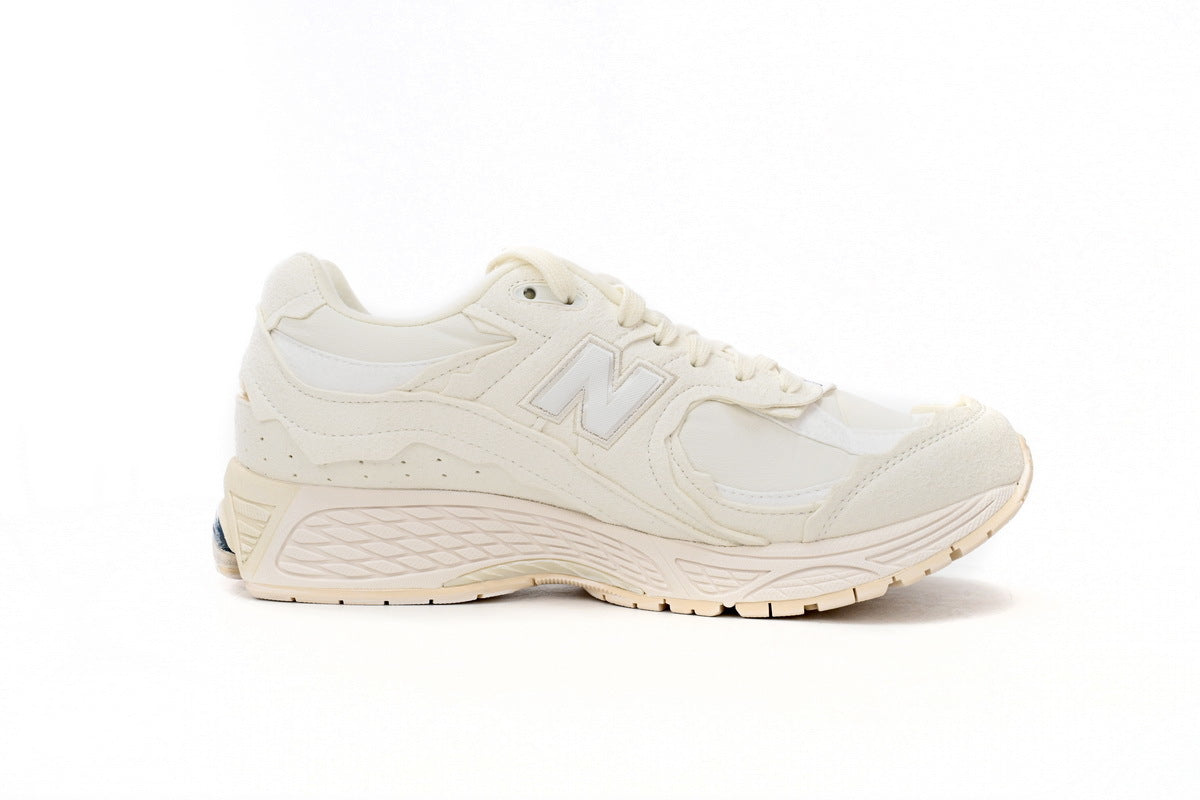 New Balance 2002R Sneakers