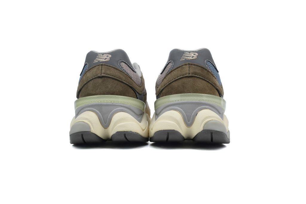 New Balance 9060 Sneakers