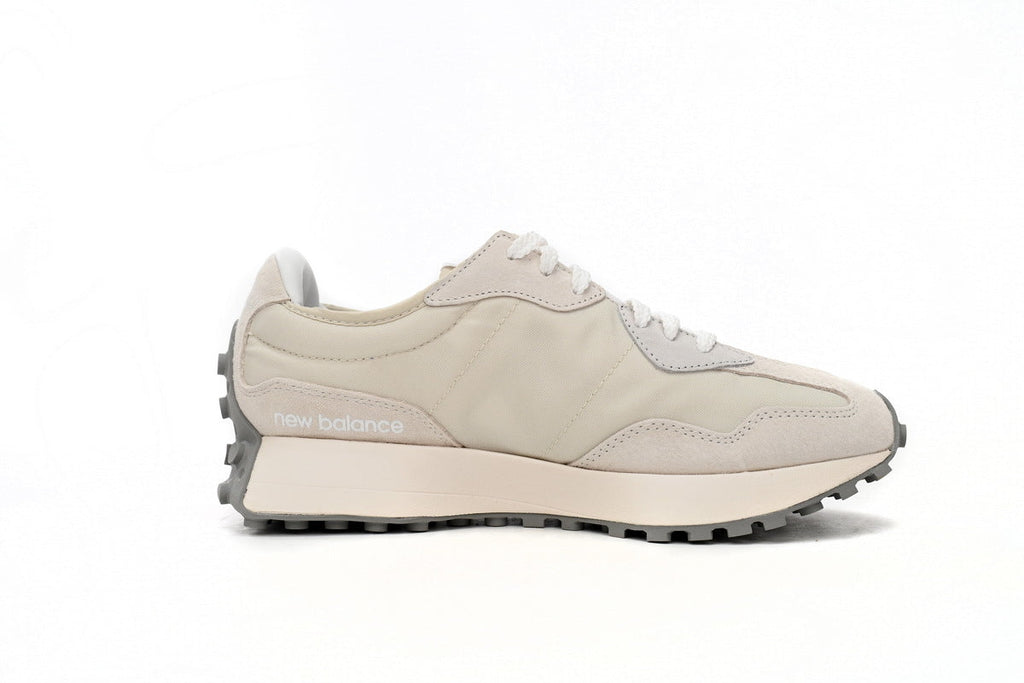 New Balance 327 Sneakers