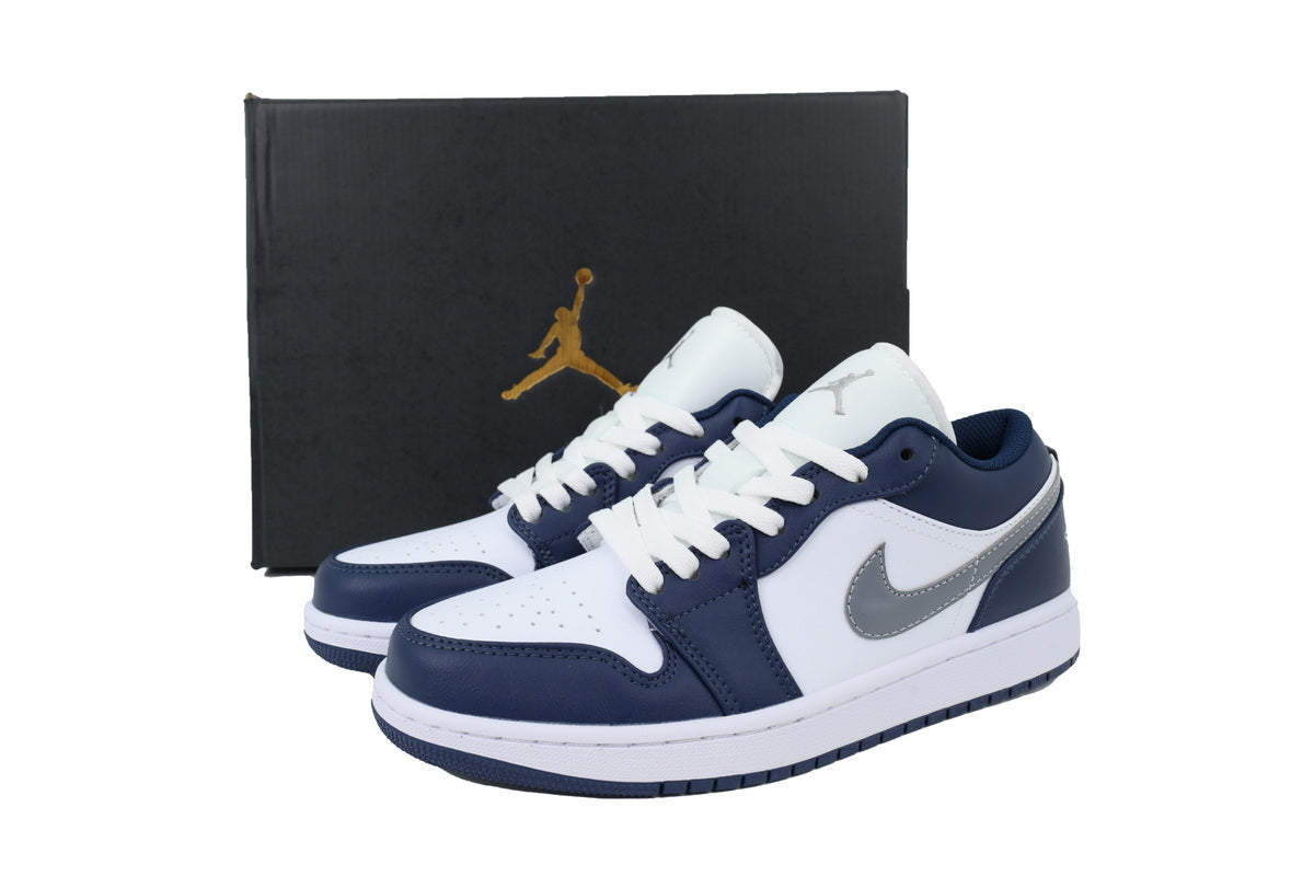 Nike Air Jordan 1 Retro Low Low-Top Sneakers