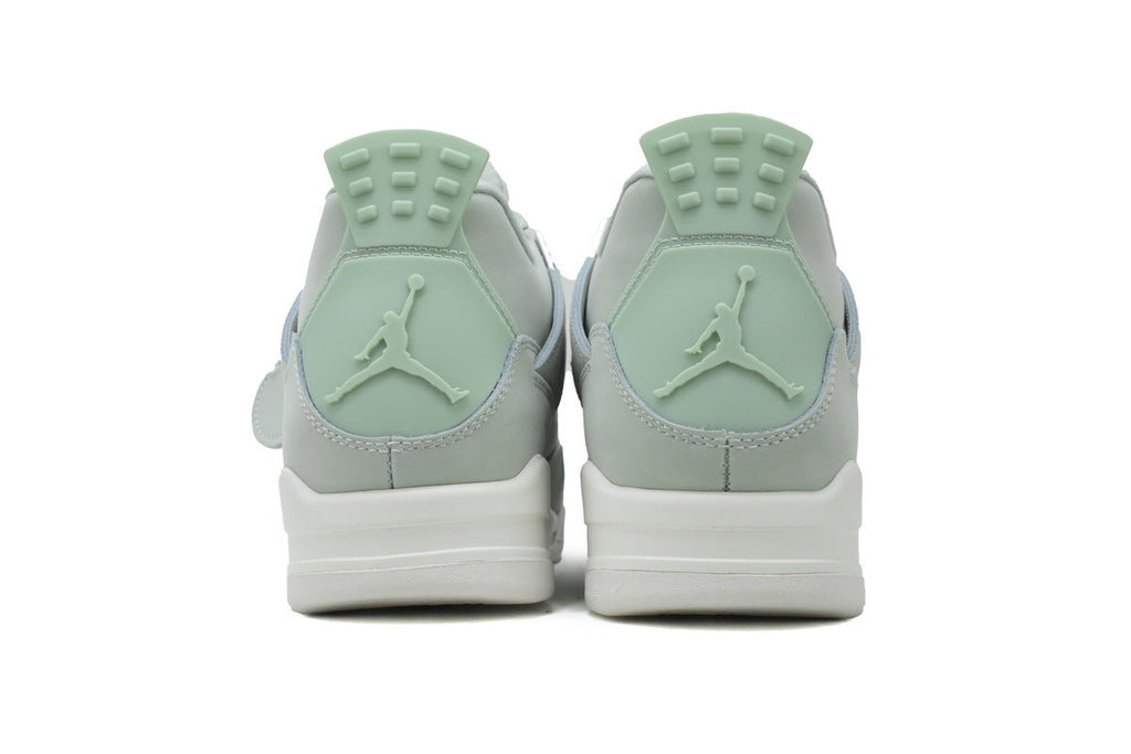 Nike Air Jordan 4 – Retro Basketball Sneakers