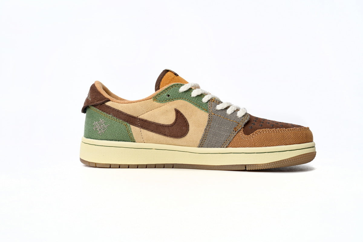 Nike Air Jordan 1 Retro Low Low-Top Sneakers