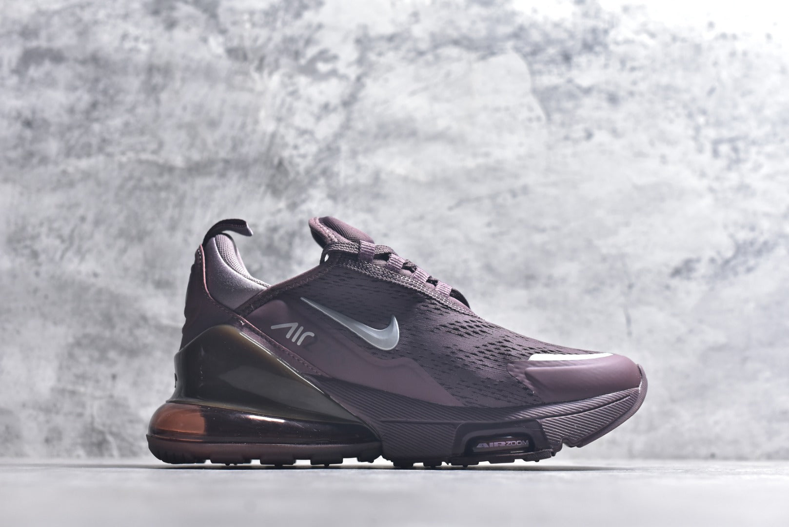 Nike Air Max 270 Sneakers | Iconic Air Cushioning | EU 36-45