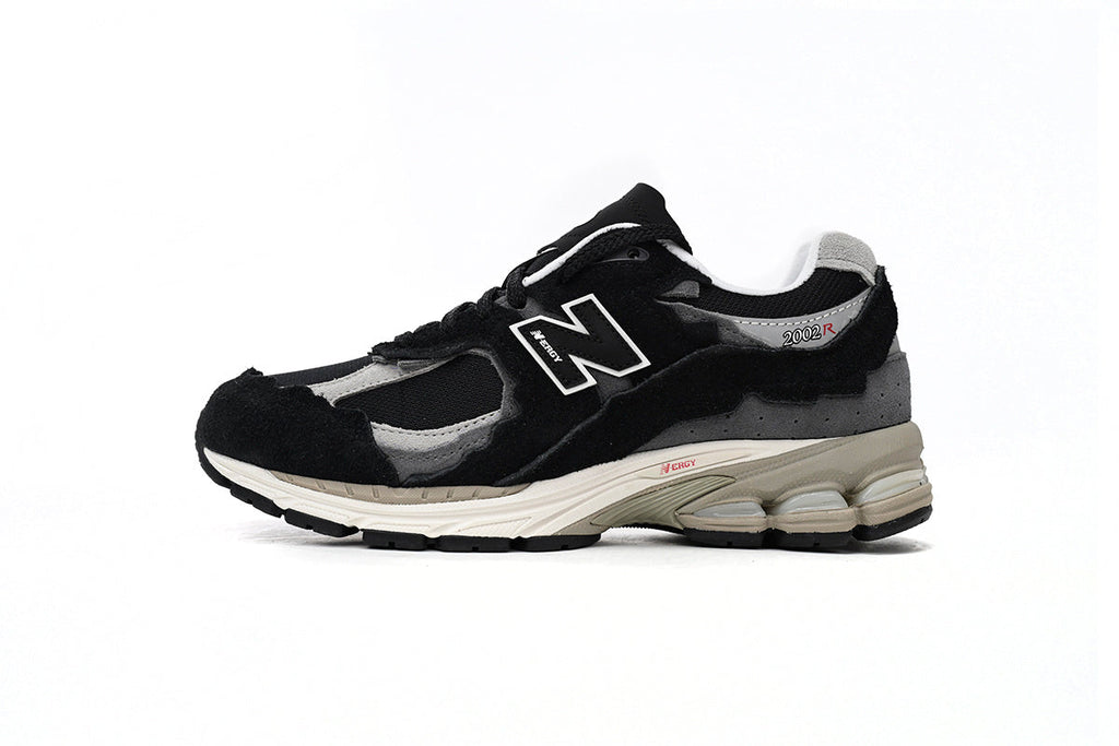 New Balance 2002R Sneakers