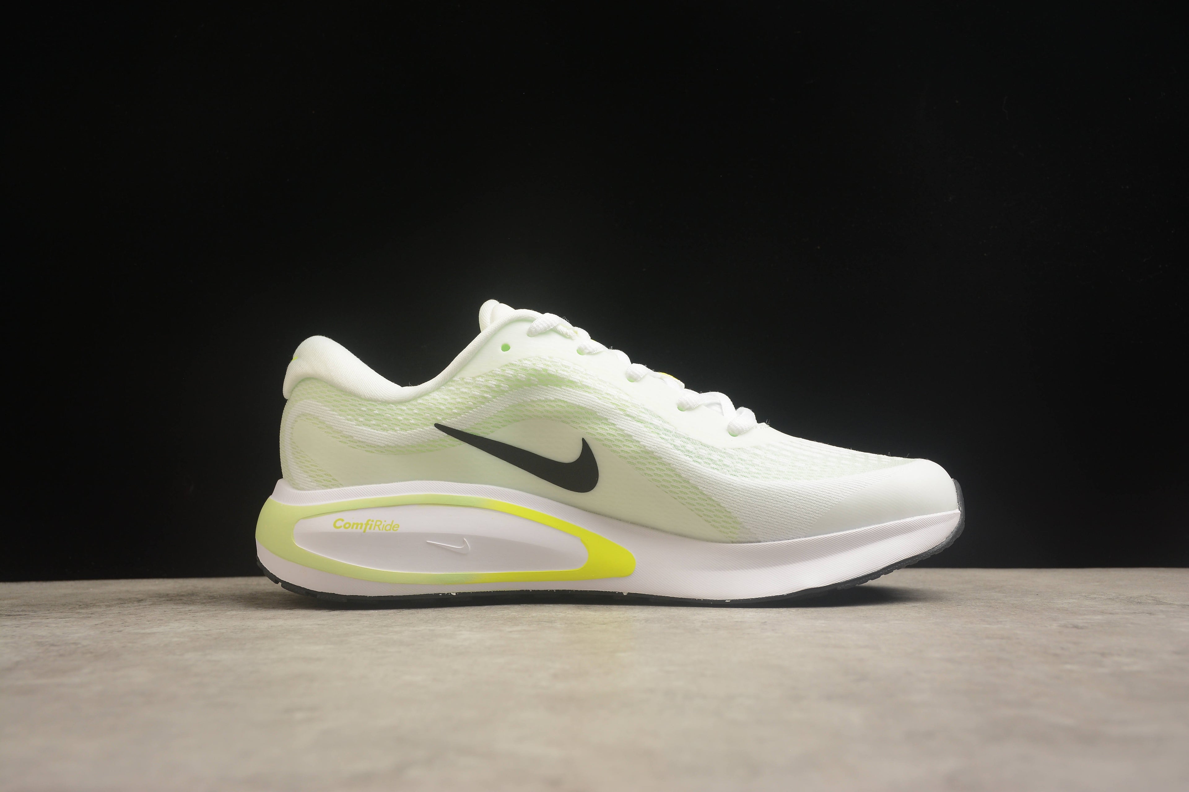 Nike Journey Run Running Shoes | Lightweight & Comfortable | EU 36-45
