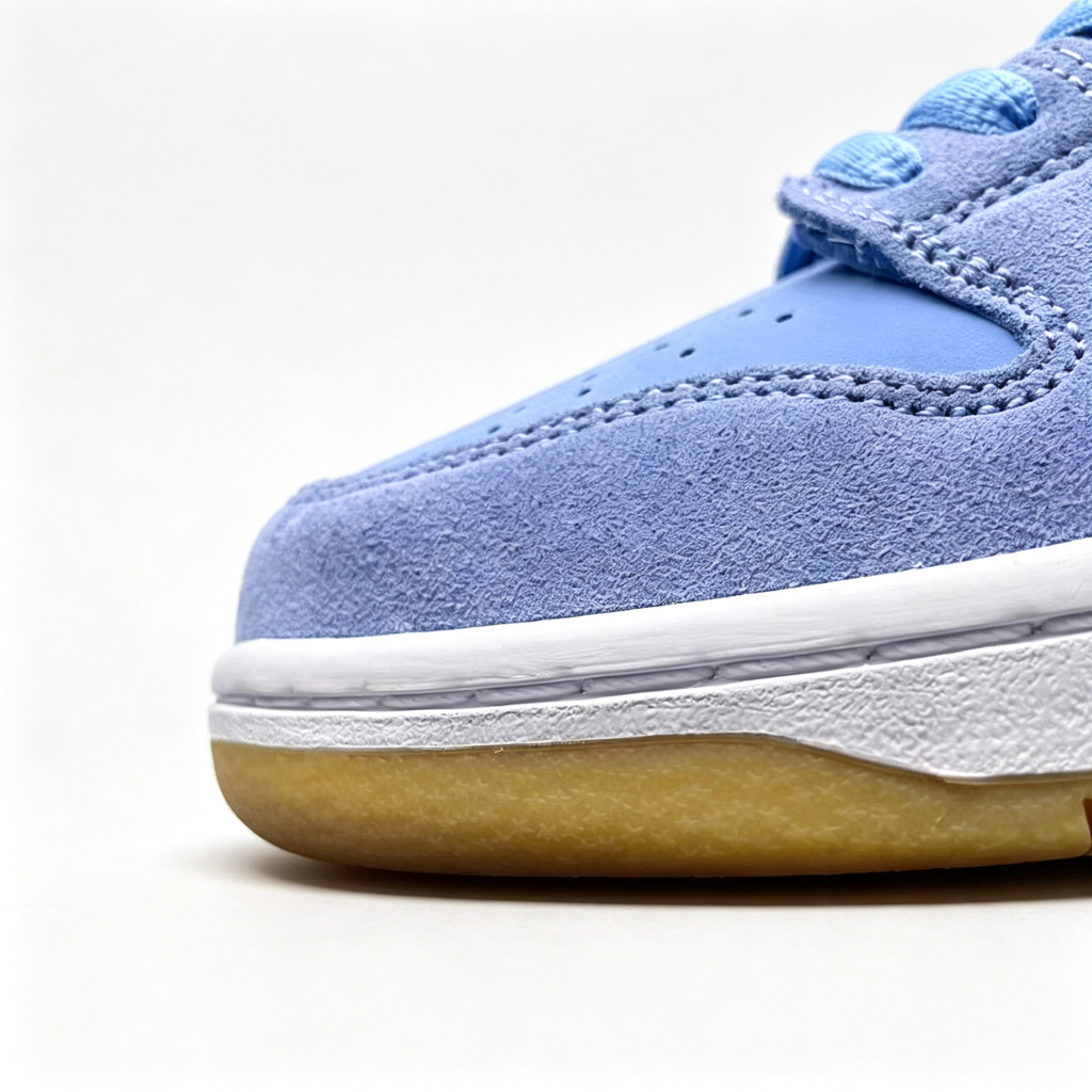 Nike SB Dunk Low 'Light Blue / Maroon / White / Gum'