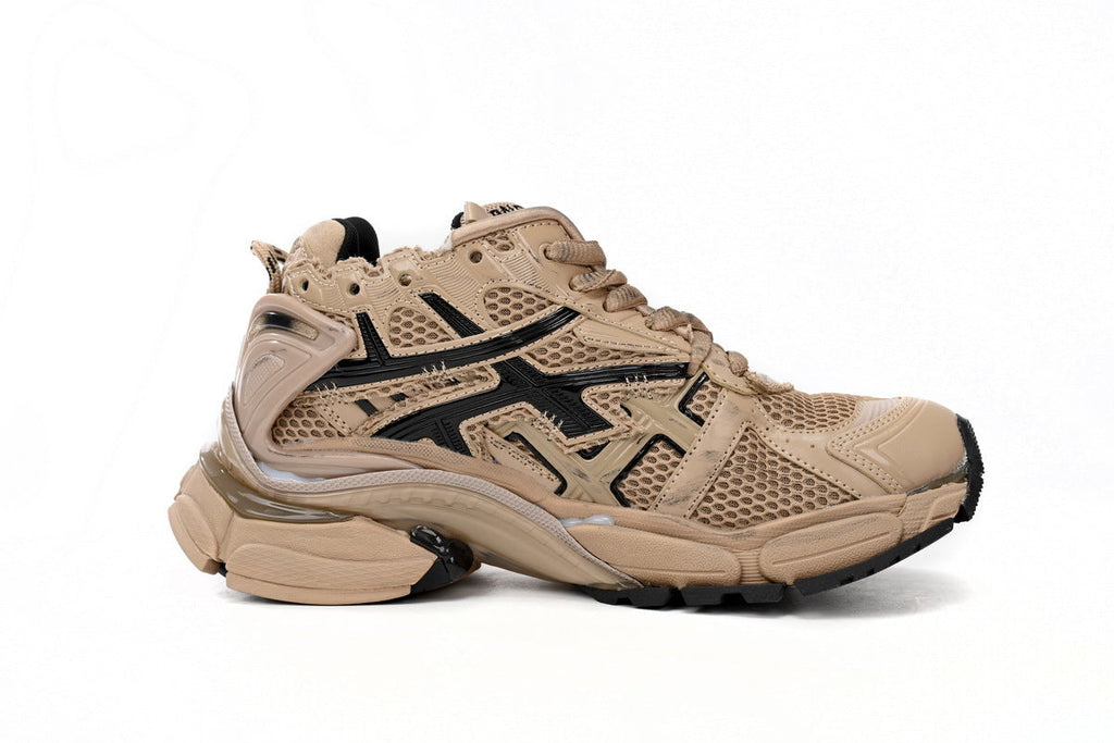 Balenciaga Runner Sneaker – Distressed Low-Top