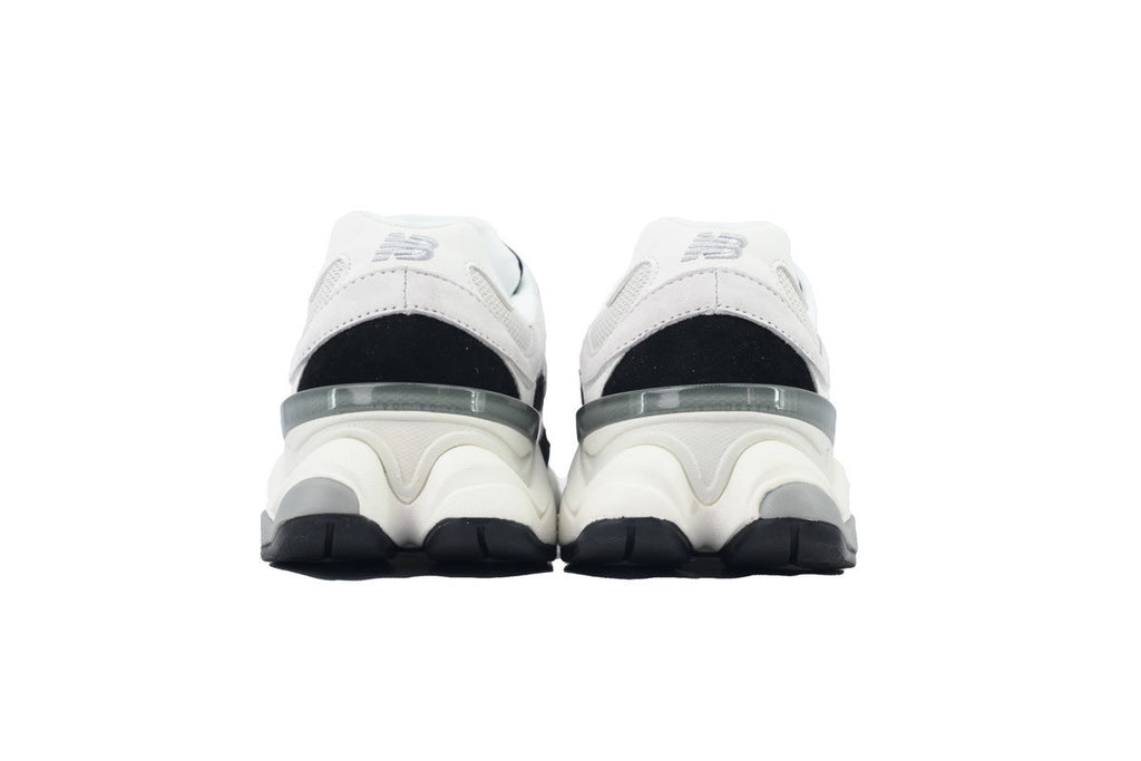 New Balance 9060 Sneakers