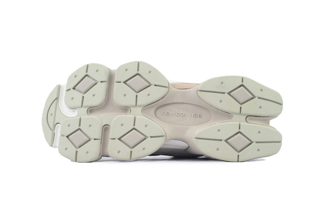 New Balance 9060 Sneakers