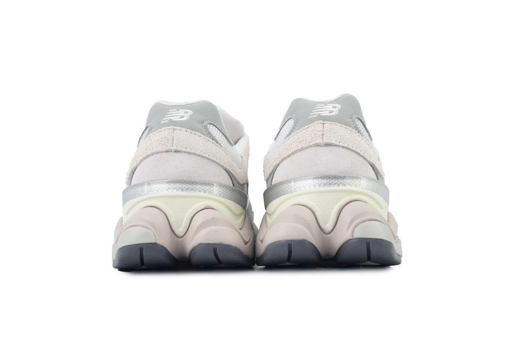 New Balance 9060 Sneakers