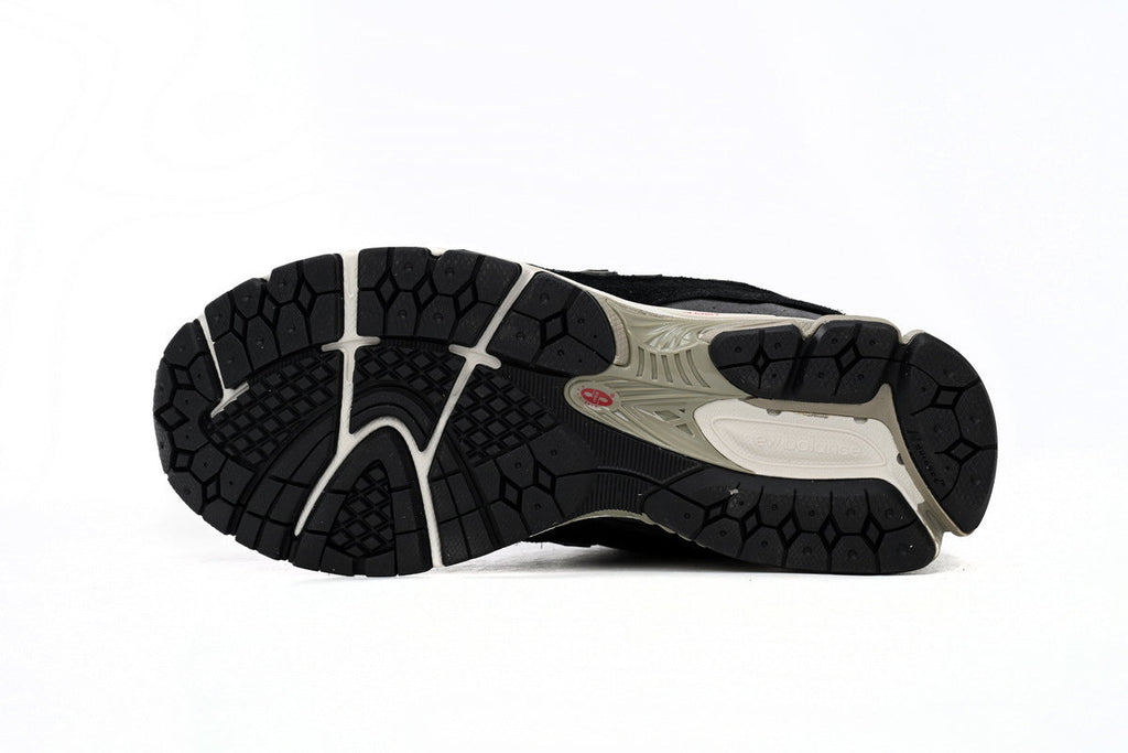 New Balance 2002R Sneakers