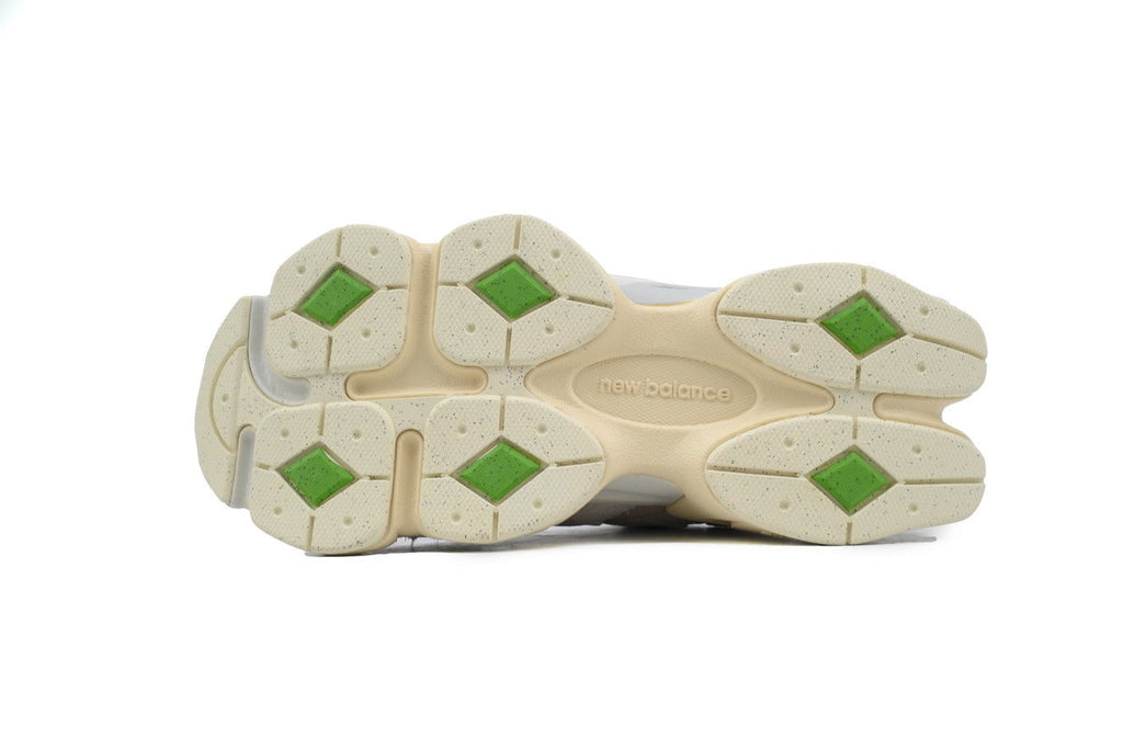 New Balance 9060 Sneakers