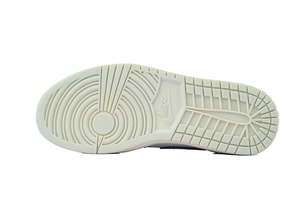 Nike Air Jordan 1 Retro Low Low-Top Sneakers