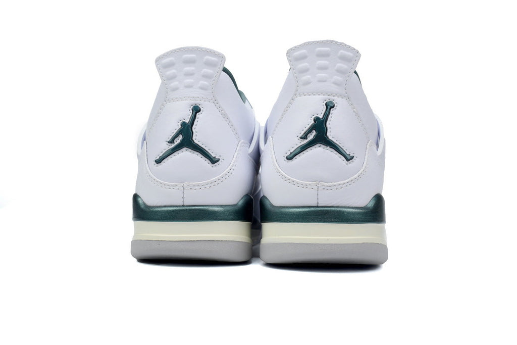 Nike Air Jordan 4 – Retro Basketball Sneakers
