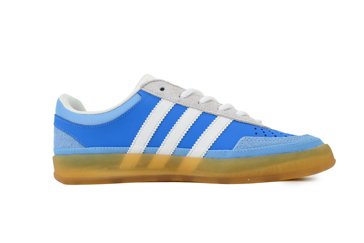 Adidas Samba OG – Retro German-Inspired Sneakers