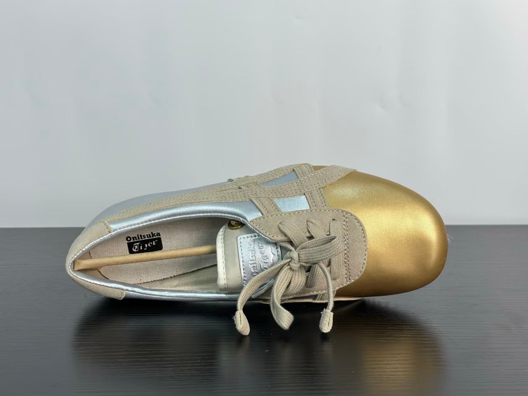VERSACE × Onitsuka Tiger
