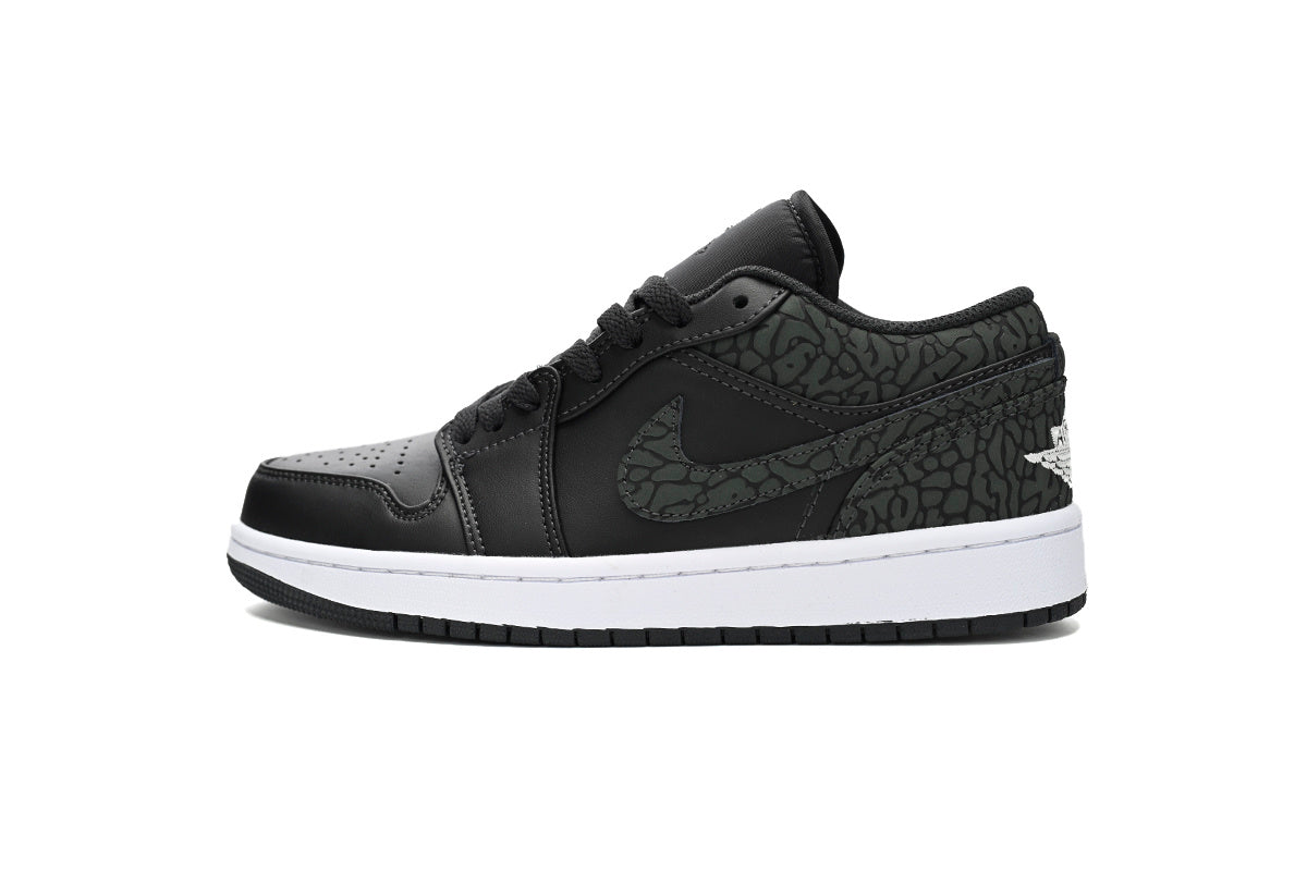 Nike Air Jordan 1 Retro Low Low-Top Sneakers
