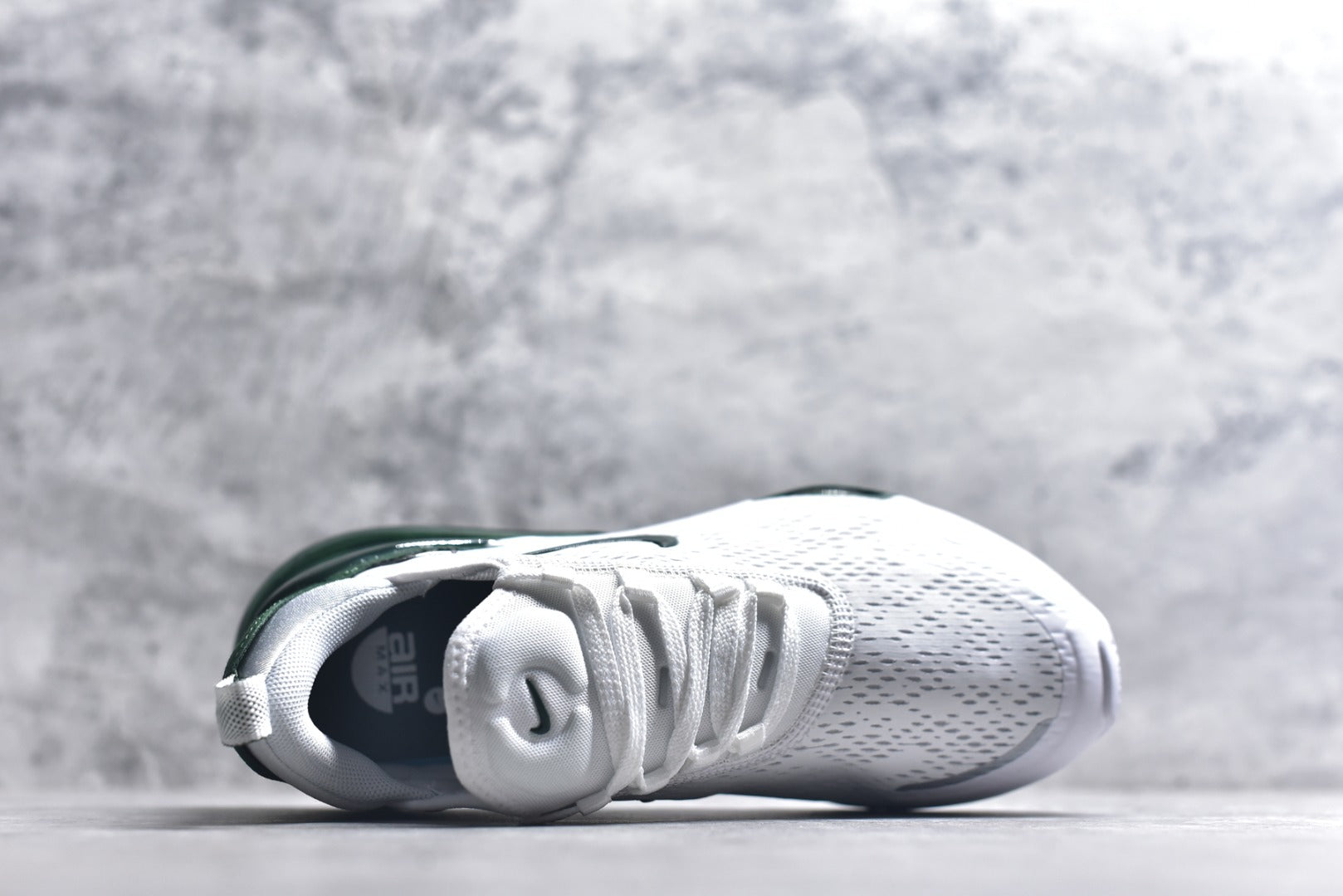 Nike Air Max 270 Sneakers | Iconic Air Cushioning | EU 36-45