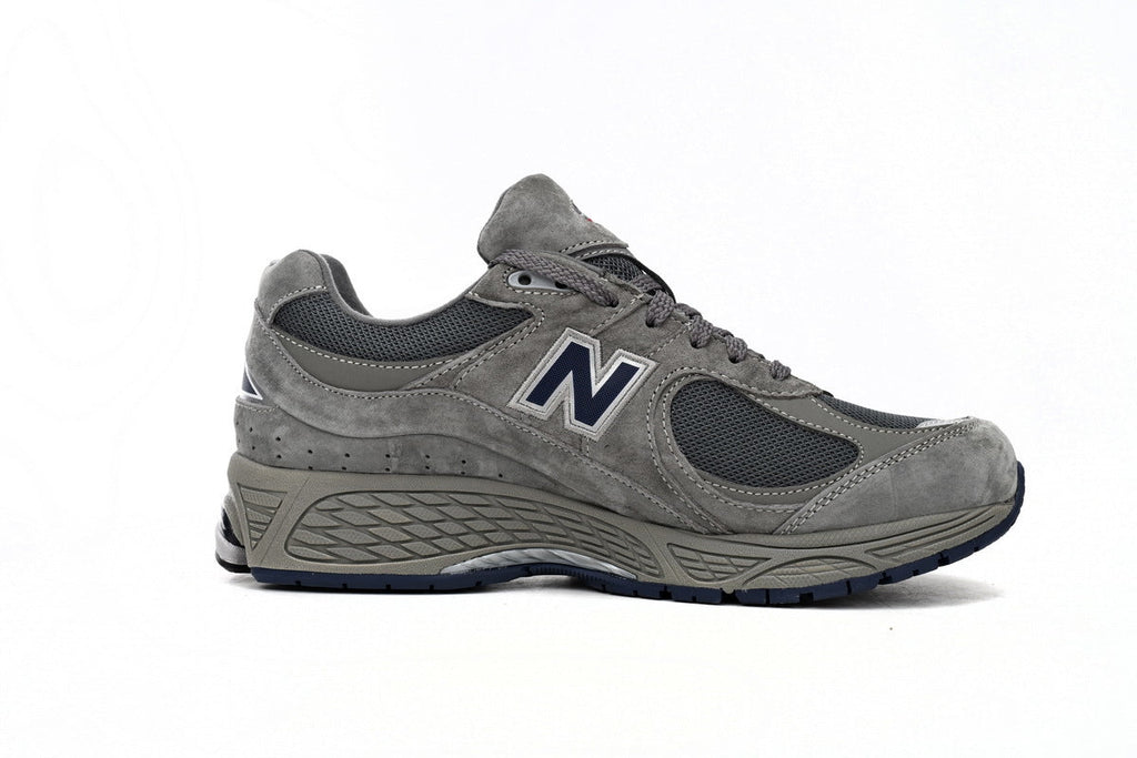 New Balance 2002R Sneakers