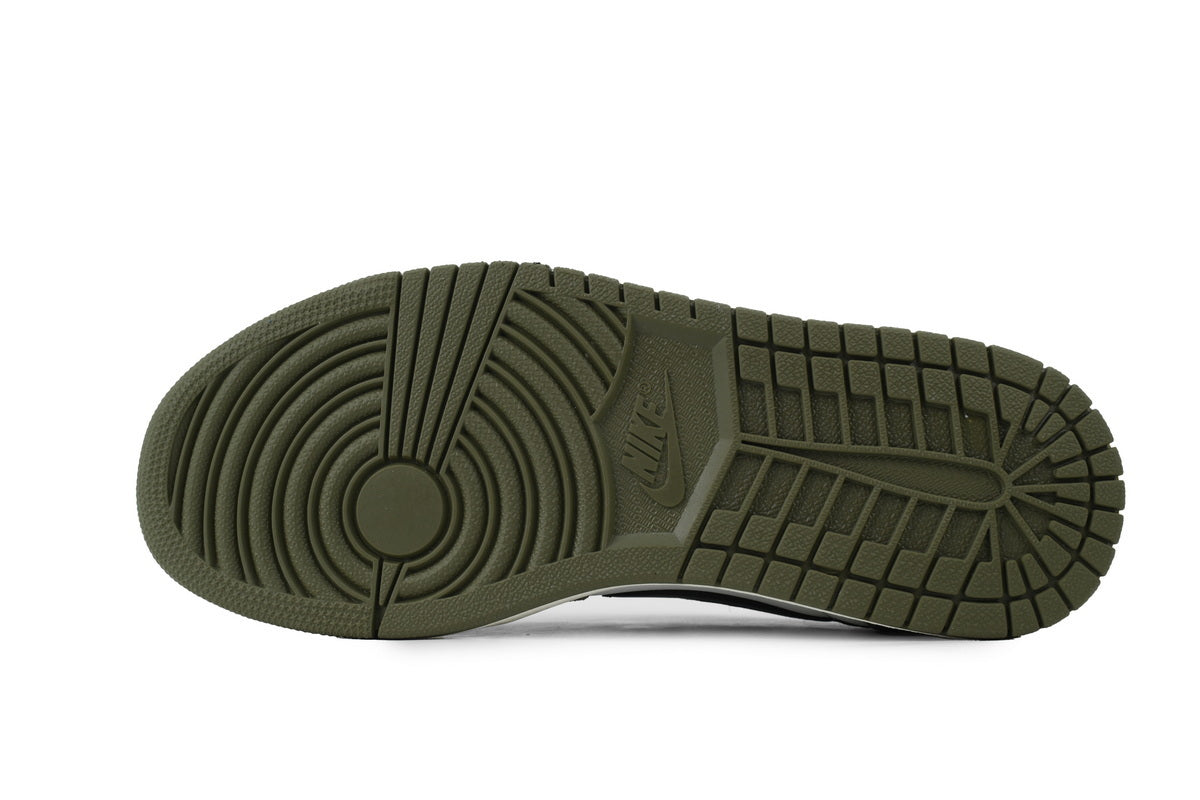 Nike Air Jordan 1 Retro Low Low-Top Sneakers