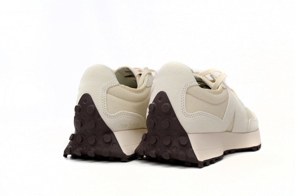 New Balance 327 Sneakers
