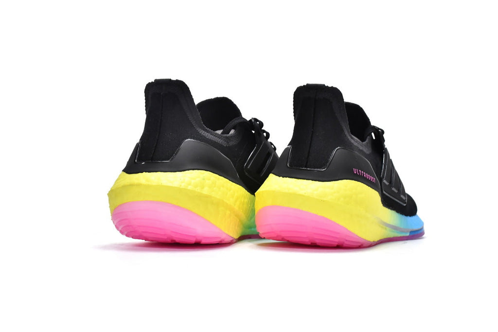 Adidas Ultraboost 22 Running Shoes