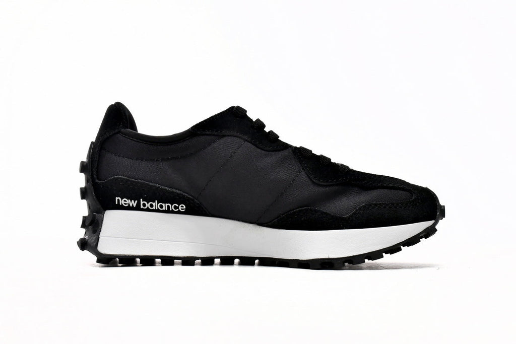 New Balance 327 Sneakers